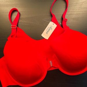 NWT Soma Vanishing Back Bra 38D